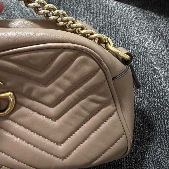 AUTHENTIC GG Marmont small matelassé
shoulder bag - dusty pink - Picture 7 of 8